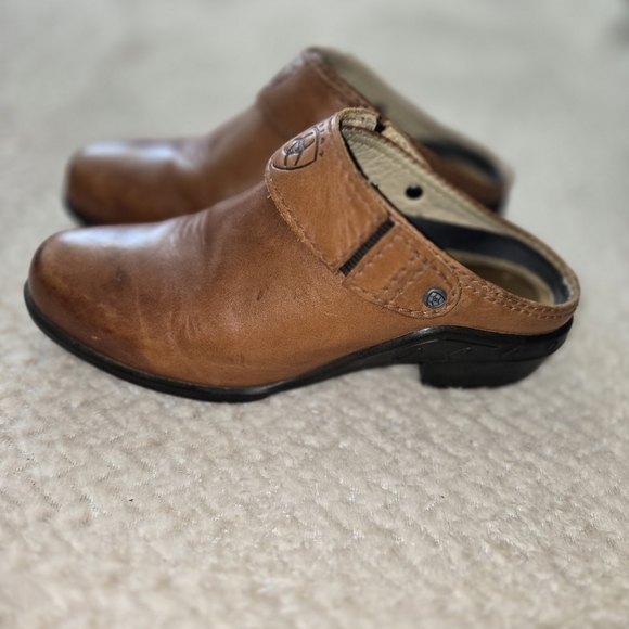 Ariat Shoes - Ariat Leather Brown Mules Clogs Slingbacks Size 6 Women's